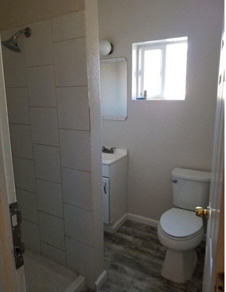 More Photos Of 203 Bissell Ave, Richmond Apartments For Sale