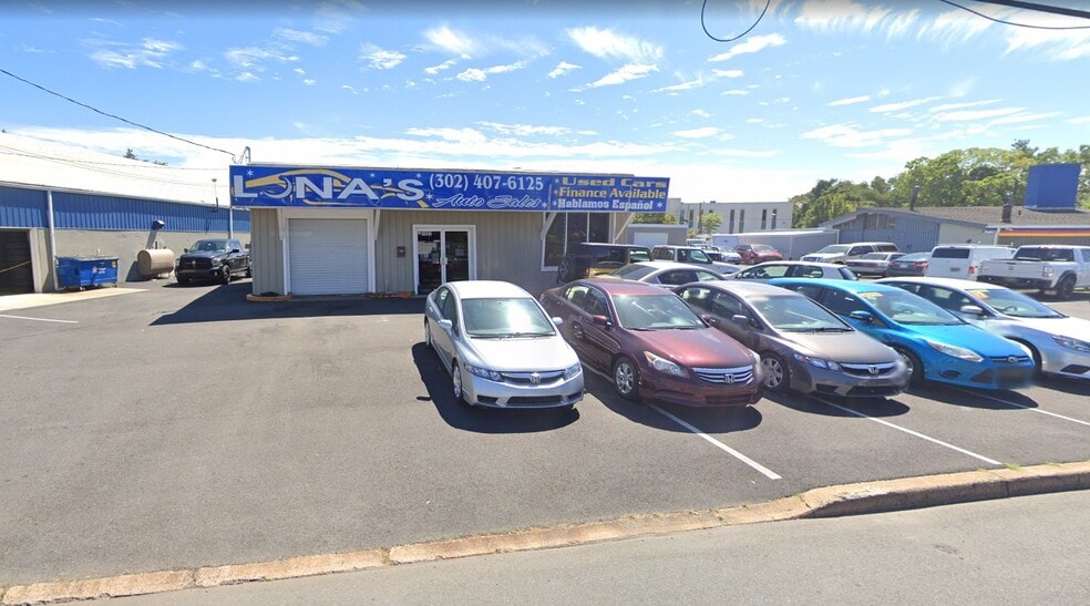 More Photos Of 1602 E Newport Pike, Wilmington Auto Dealership For Lease