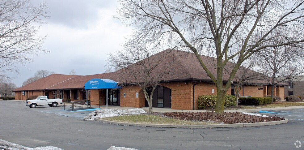 More Photos Of 4666-4678 Larwell Dr, Columbus Office For Lease