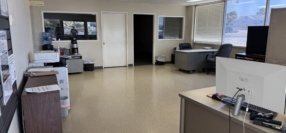 More Photos Of 1205 S Blosser Rd, Santa Maria Warehouse For Sale