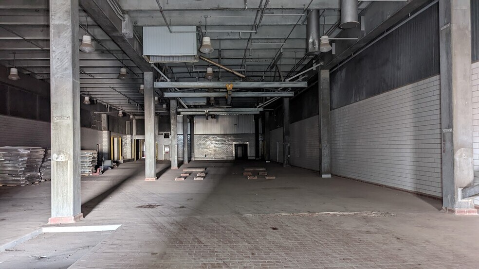 More Photos Of 2226 FM 3183, Plainview Food Processing For Lease