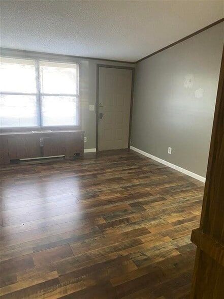 More Photos Of 101 Longview Dr, Russellville Apartments For Sale