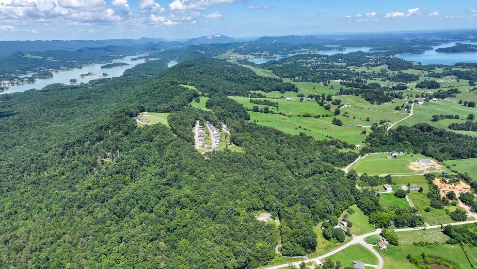 More Photos Of 180 Lakeland Ridge Rd, Bean Station Specialty For Sale