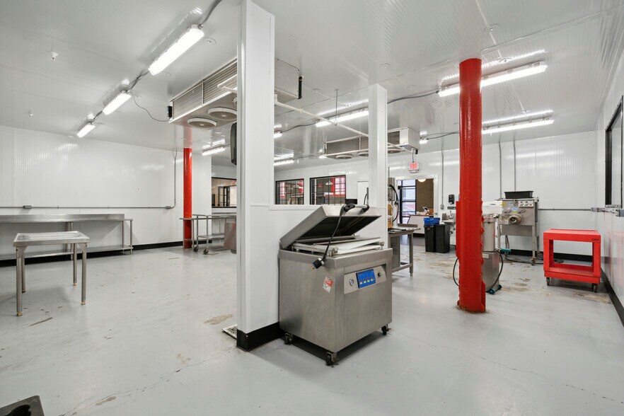 More Photos Of 1521-1531 N 31st St, Philadelphia Warehouse For Sale