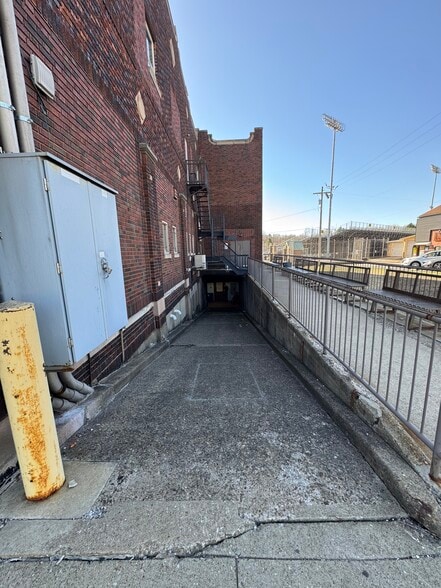 More Photos Of 222 E Pittsburgh St, Greensburg Specialty For Sale