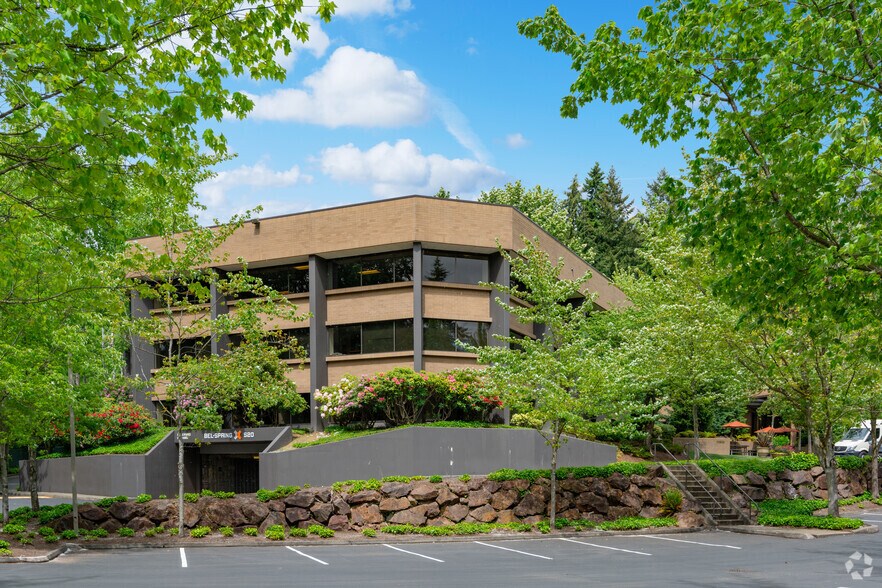 More Photos Of 11808 Northup Way, Bellevue Coworking Space