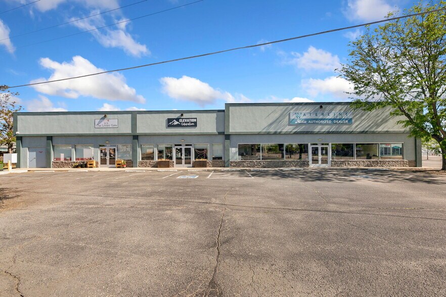 More Photos Of 1601-1609 N Lincoln Ave, Loveland Storefront Retail Office For Lease