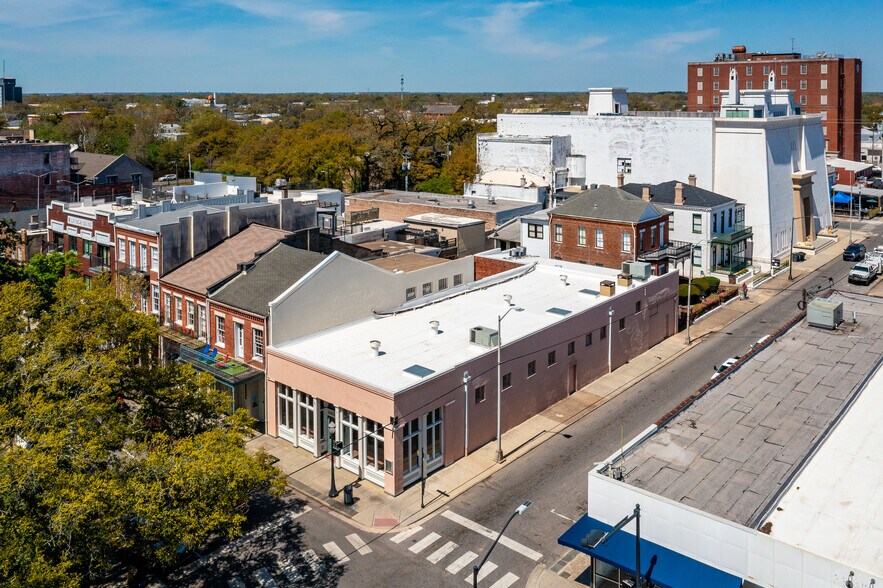 More Photos Of 350 Dauphin St, Mobile Restaurant For Lease