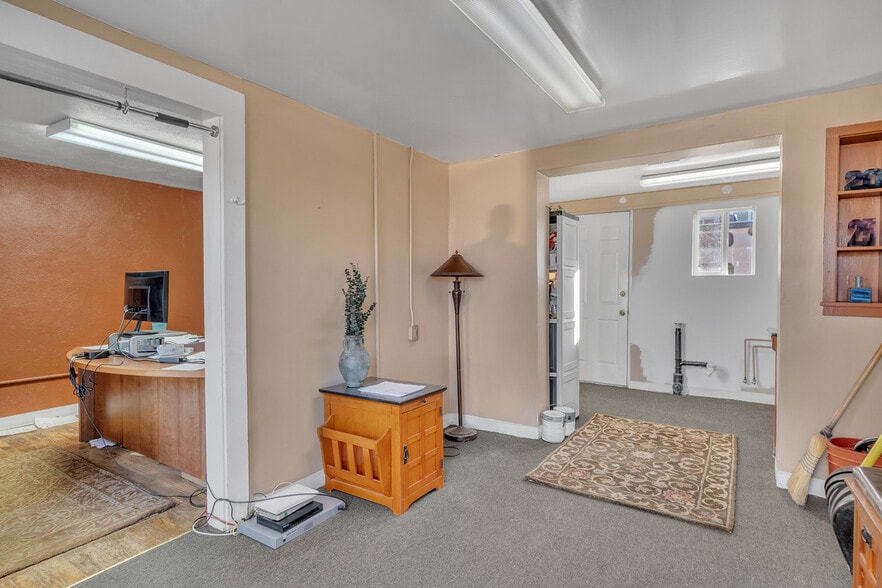 More Photos Of 84 Highway 105, Palmer Lake Storefront Retail Residential For Sale