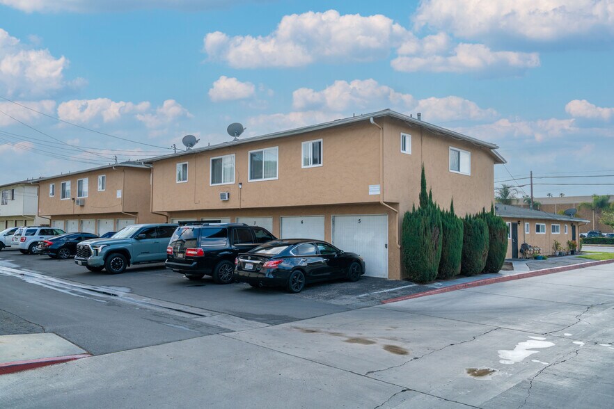 More Photos Of 2135 W Ball Rd, Anaheim Apartments For Sale