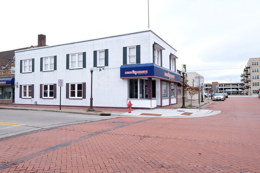 Primary Photo Of 329 4th St, Wausau Storefront Retail Residential For Sale