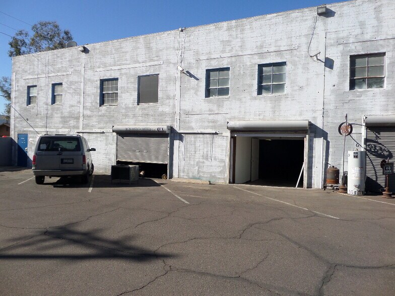 More Photos Of 1107-1117 E Van Buren St, Phoenix Warehouse For Lease