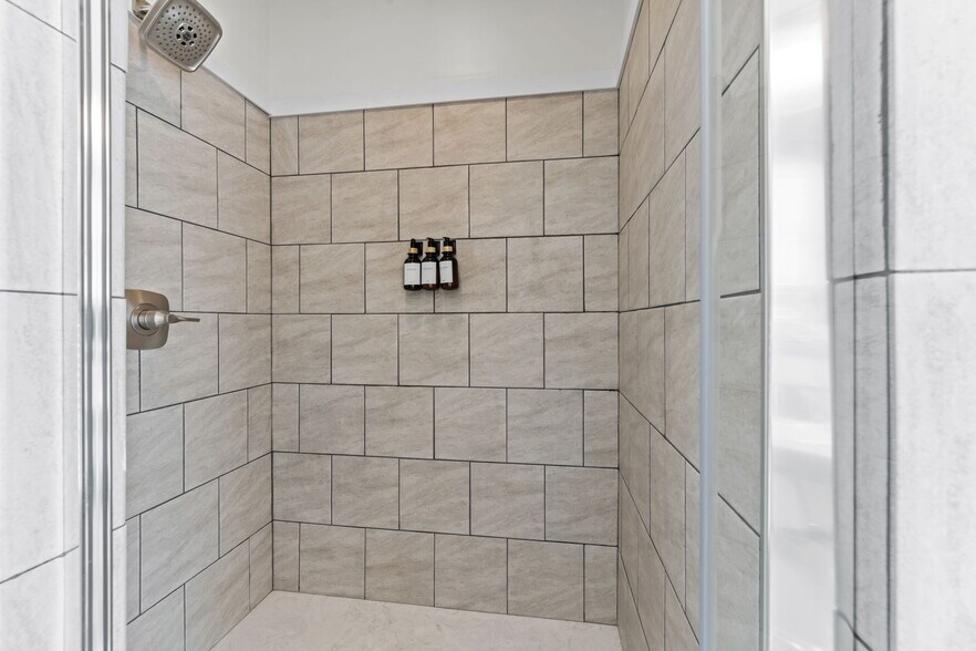 More Photos Of 220 Pungo Shores, Belhaven Lodge Meeting Hall For Sale
