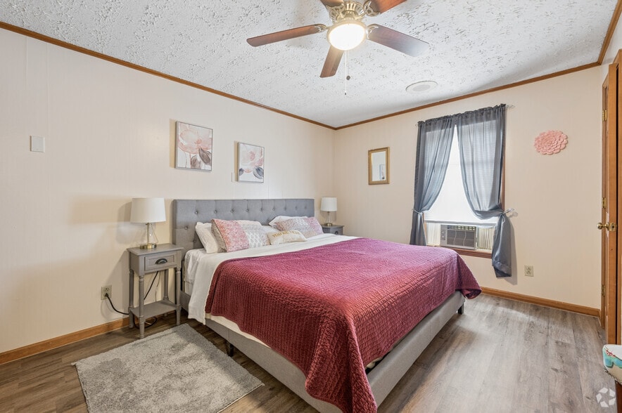 More Photos Of 43 Europe Ln, Clayton Apartments For Sale