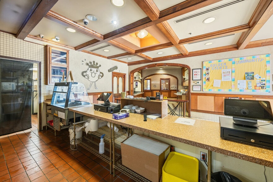 More Photos Of 2033 Wynnton Rd, Columbus Restaurant For Sale