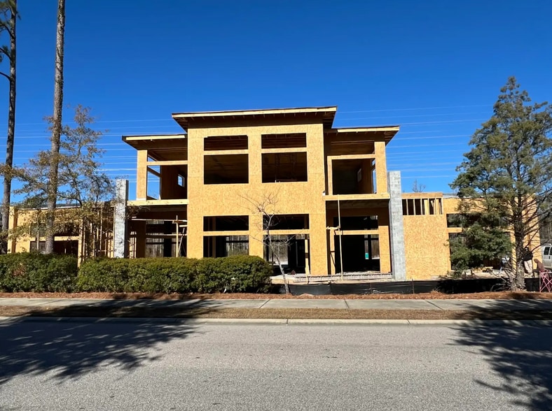 More Photos Of 5 Hampton Lake Dr, Bluffton Storefront Retail Office For Lease