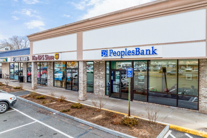 More Photos Of 785-819 Williams St, Longmeadow Storefront For Lease