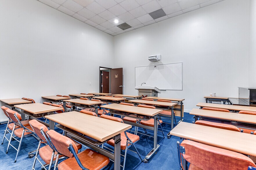 More Photos Of 702 W Holt Ave, Pomona Freestanding For Sale