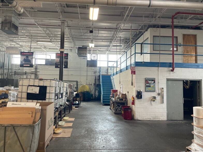 More Photos Of 4114 S Peoria St, Chicago Warehouse For Sale