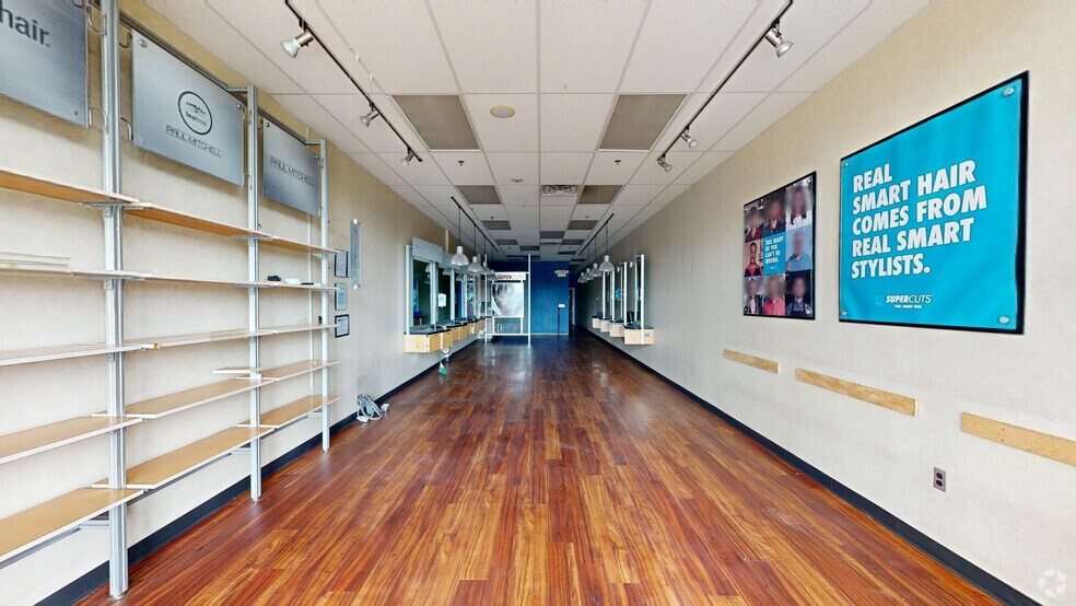 Primary Photo Of 505-545 Berlin Cross Keys Rd, Sicklerville Unknown For Lease