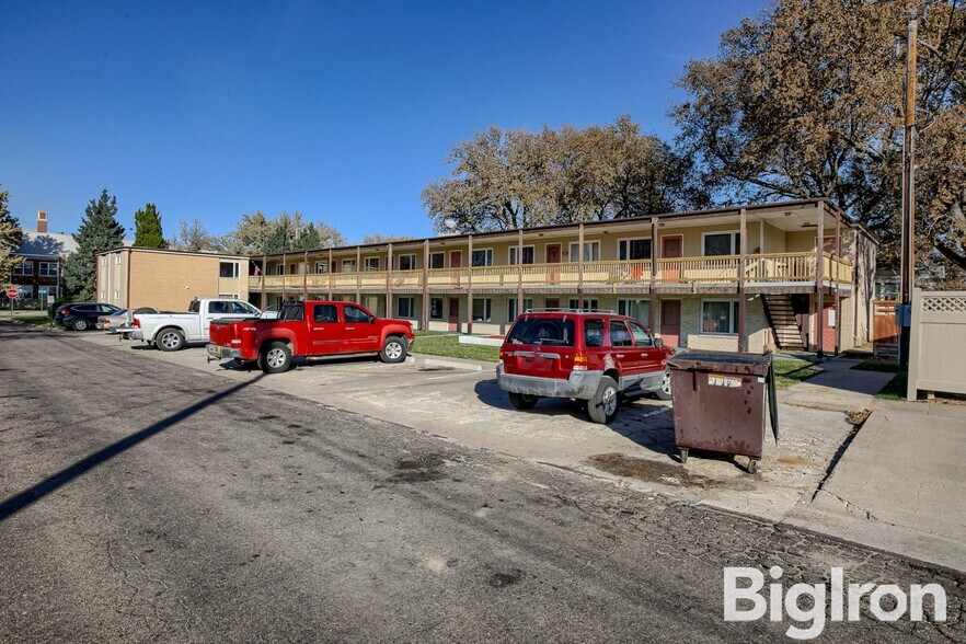 More Photos Of 1004 18th St, Belleville Apartments For Sale