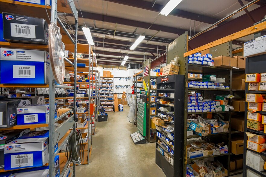 More Photos Of 193 Dix Ave, Glens Falls Freestanding For Sale