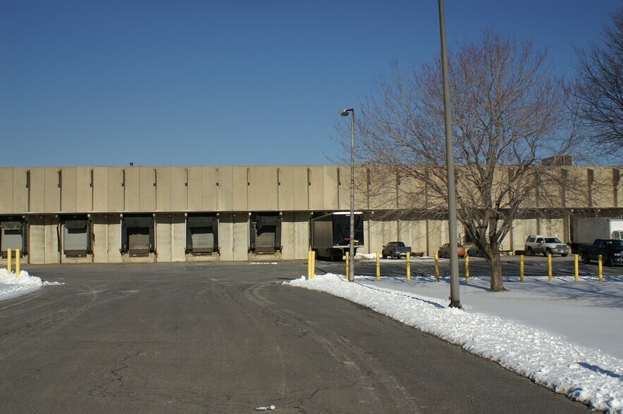 Primary Photo Of 210 Industrial Park Rd, Johnstown Warehouse For Lease