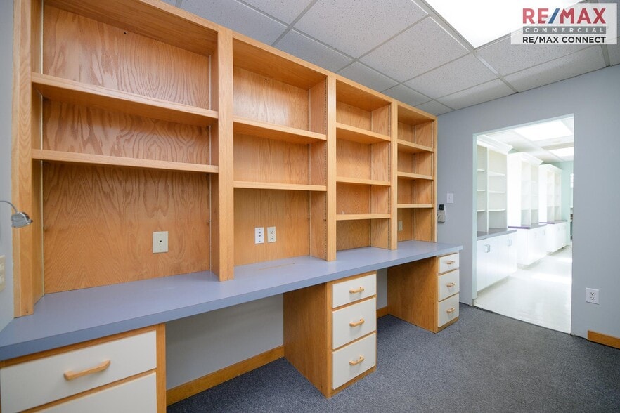 More Photos Of 3440 Hampton Hwy, Yorktown Office For Lease