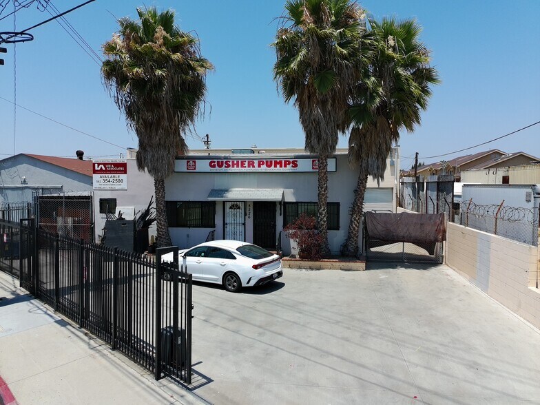 More Photos Of 8226 Salt Lake Ave, Cudahy Warehouse For Sale