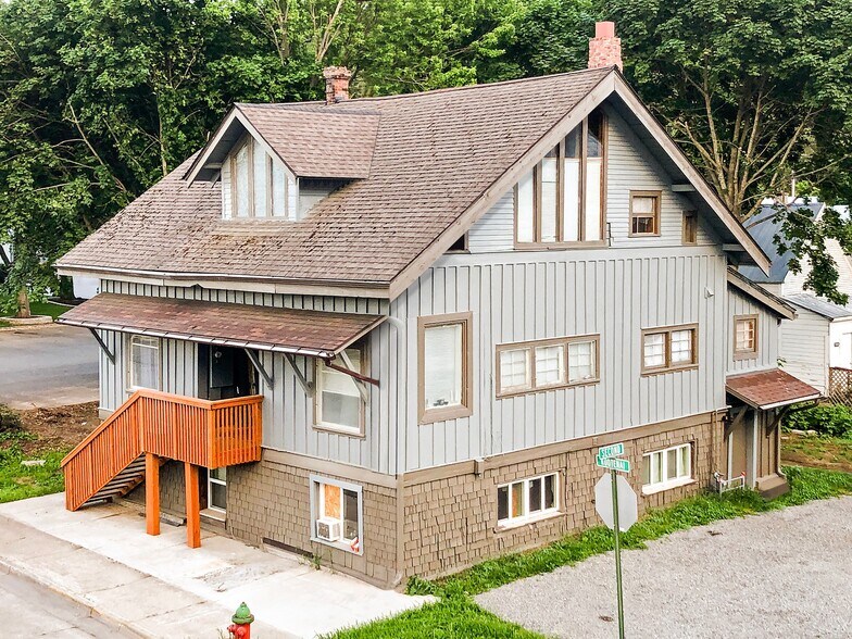 Primary Photo Of 6476 Kootenai St, Bonners Ferry Apartments For Sale