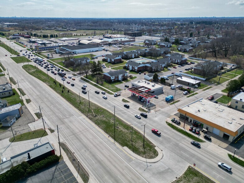 More Photos Of 31555 Mound Rd, Warren Coworking Space