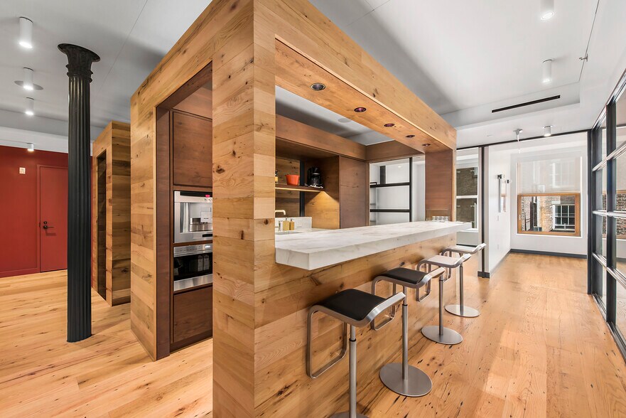 More Photos Of 64-66 White St, New York Loft Creative Space For Sale