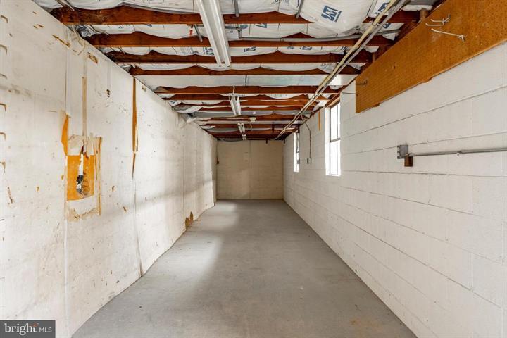 More Photos Of 915 N Hanover St, Elizabethtown Medical For Sale