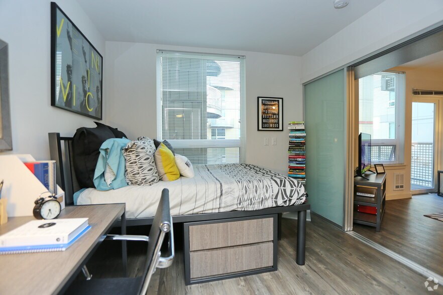 More Photos Of 4535 12th Ave NE, Seattle Apartments For Lease