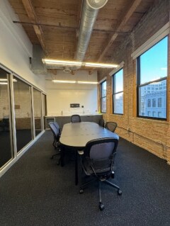 More Photos Of 9-15 W Hubbard St, Chicago Loft Creative Space For Lease