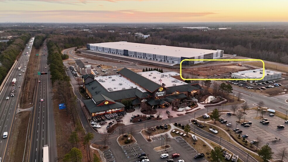 More Photos Of 11539 Lakeridge Pky, Ashland Light Distribution For Lease