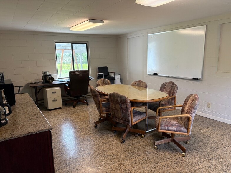 More Photos Of 3307 NE 109th Ave, Vancouver Industrial For Sale