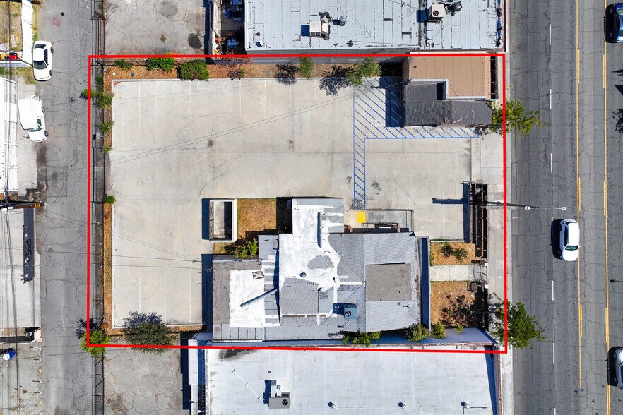 More Photos Of 352 W Highland Ave, San Bernardino Freestanding For Sale