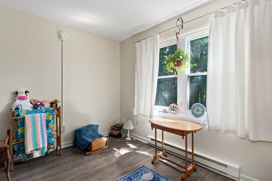 More Photos Of 12 Elm St, Freeport Apartments For Sale