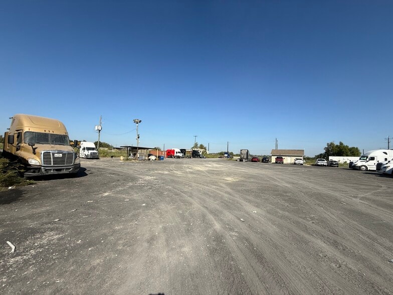 More Photos Of 5210 Fuqua St, Houston Land For Sale