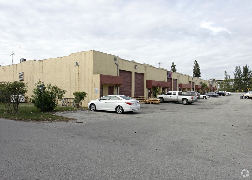 More Photos Of 8014-8090 W 21st Ct, Hialeah Warehouse For Sale