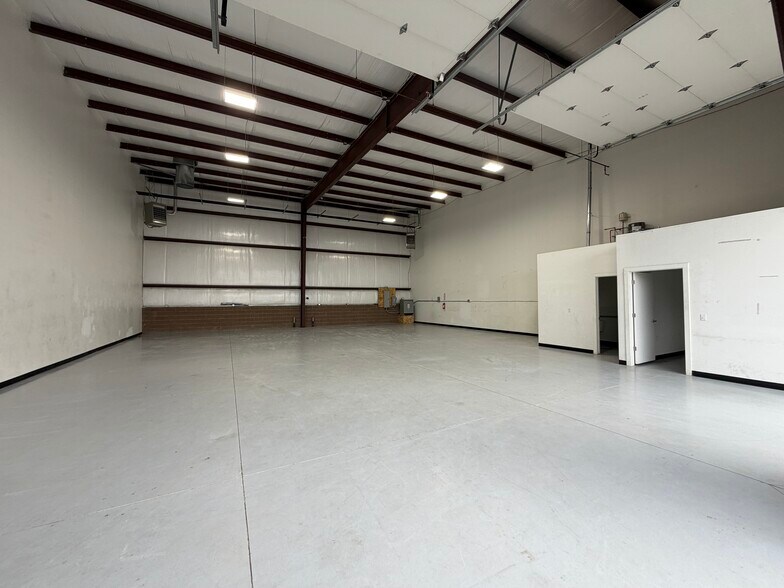 More Photos Of 2187 W Printers Row, West Valley City Warehouse For Lease