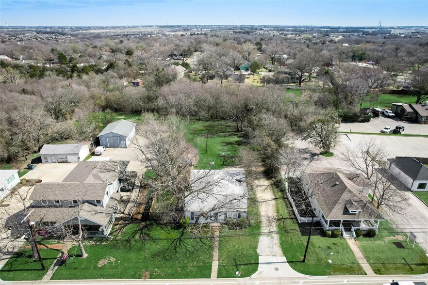 More Photos Of 504 N Goliad St, Rockwall General Retail For Sale
