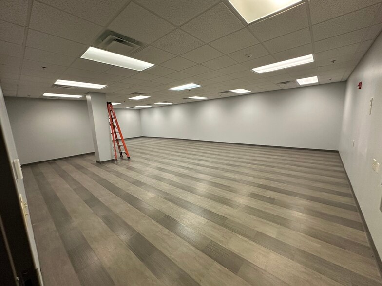 More Photos Of 5380 Hickory Hollow Pky, Nashville Medical For Lease