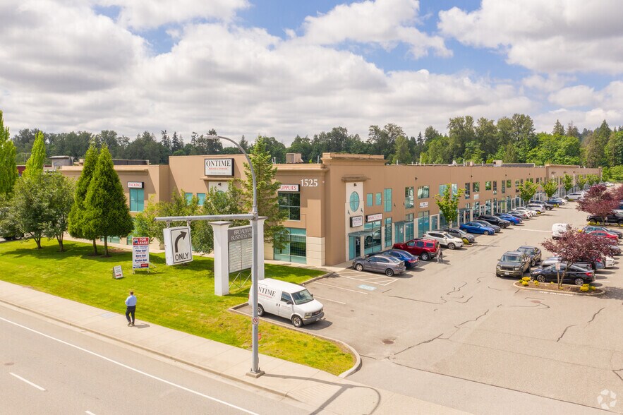 More Photos Of 1525 Broadway St, Port Coquitlam Warehouse For Lease