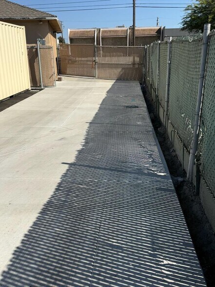 More Photos Of 2831 E Coronado St, Anaheim Land For Lease