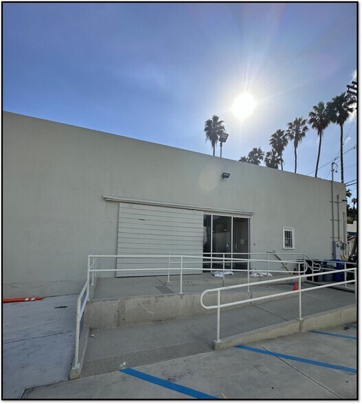 More Photos Of 770 Miraflores, San Pedro Warehouse For Lease