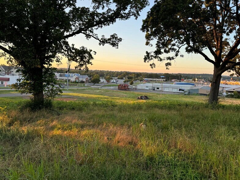 More Photos Of 1550 E Harding St, Morrilton Land For Sale