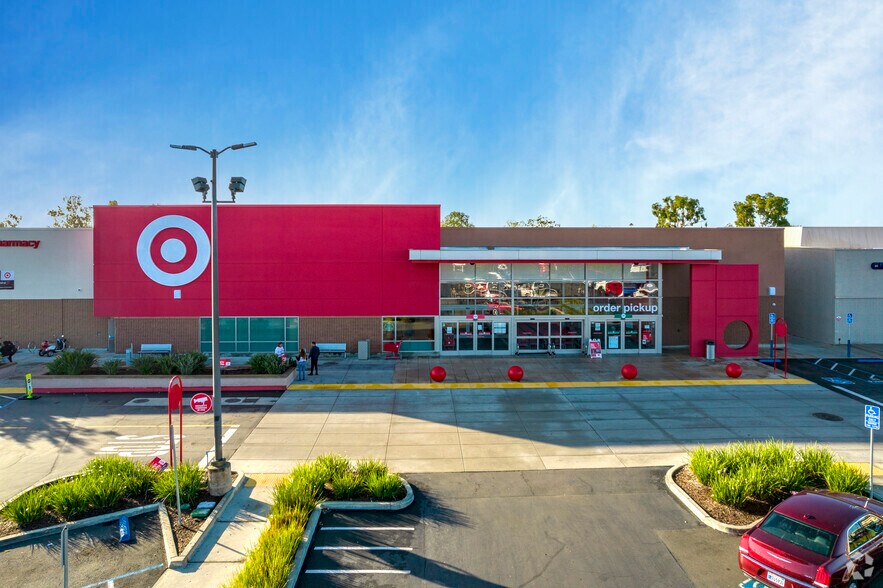 More Photos Of 8251 Mira Mesa Blvd, San Diego Unknown For Lease