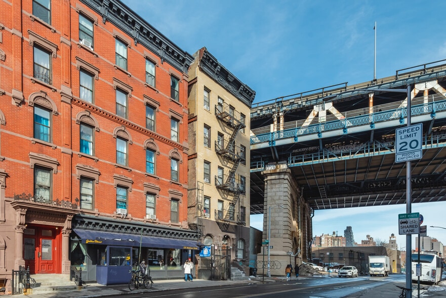 More Photos Of 125 Madison St, New York Apartments For Sale